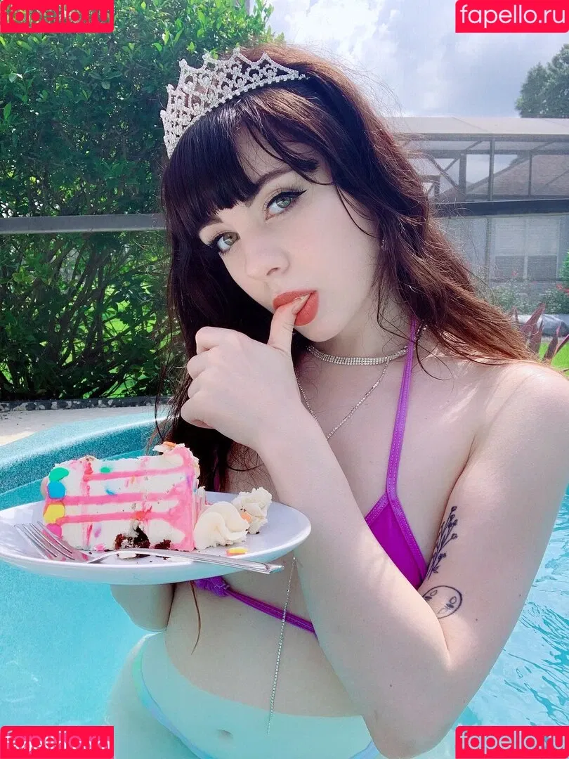 Sleepy Kokiri Onlyfans Photo Gallery 
