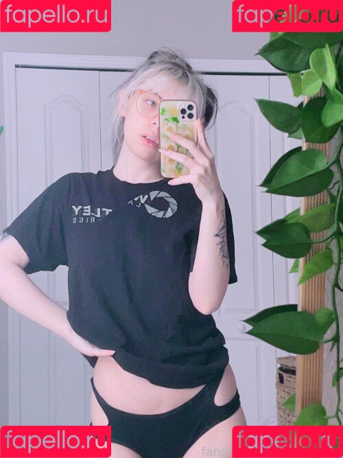 Sleepy Kokiri Nude Onlyfans Photo 36
