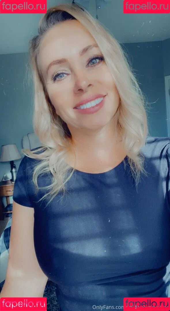 midwestmomfree Onlyfans Photo Gallery 