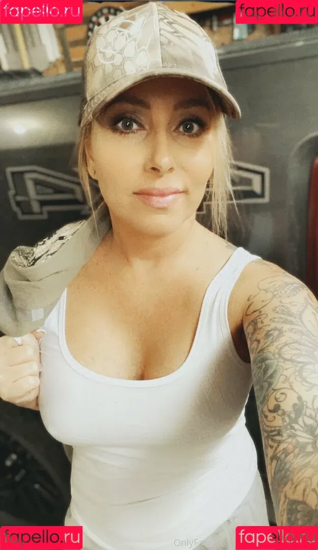 midwestmomfree Onlyfans Photo Gallery 