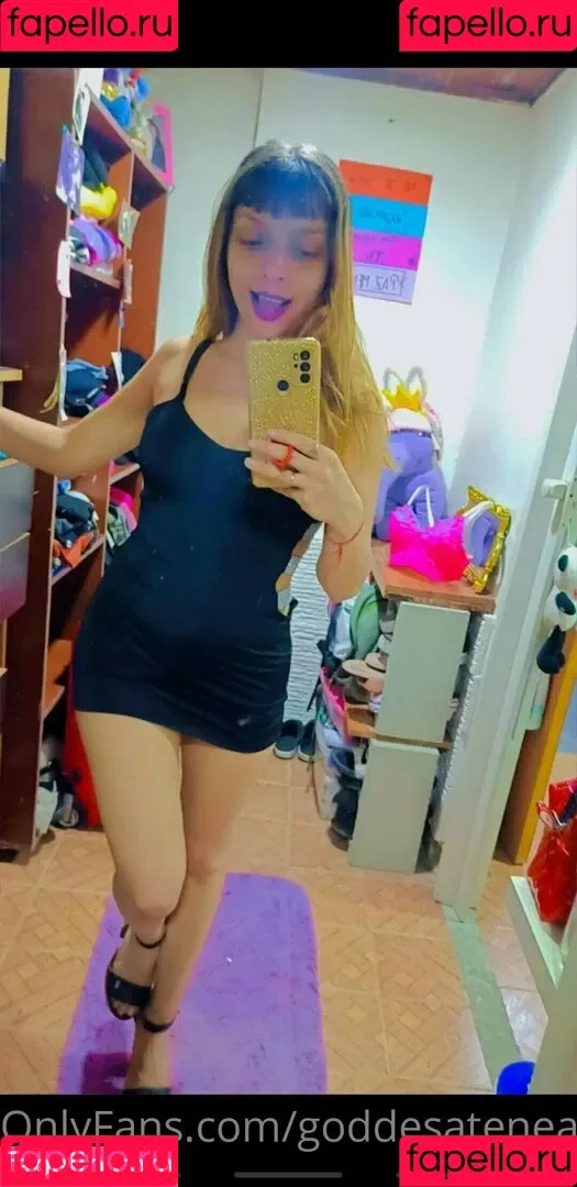 goddesatenea Onlyfans Photo Gallery 