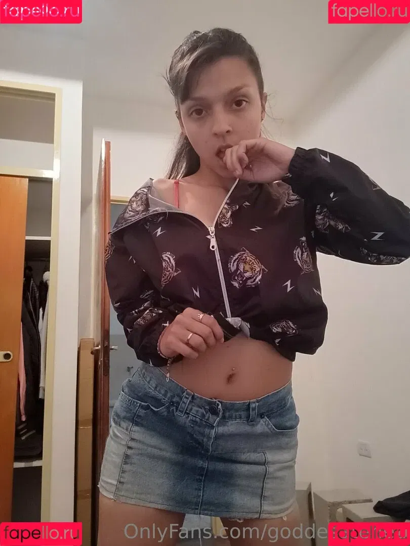 goddesatenea Onlyfans Photo Gallery 