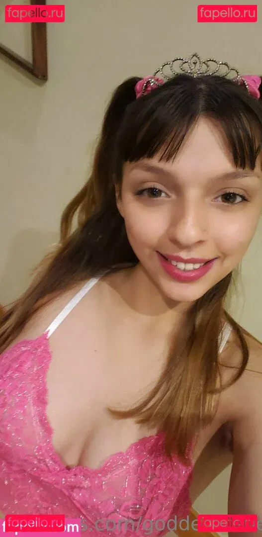 goddesatenea Onlyfans Photo Gallery 