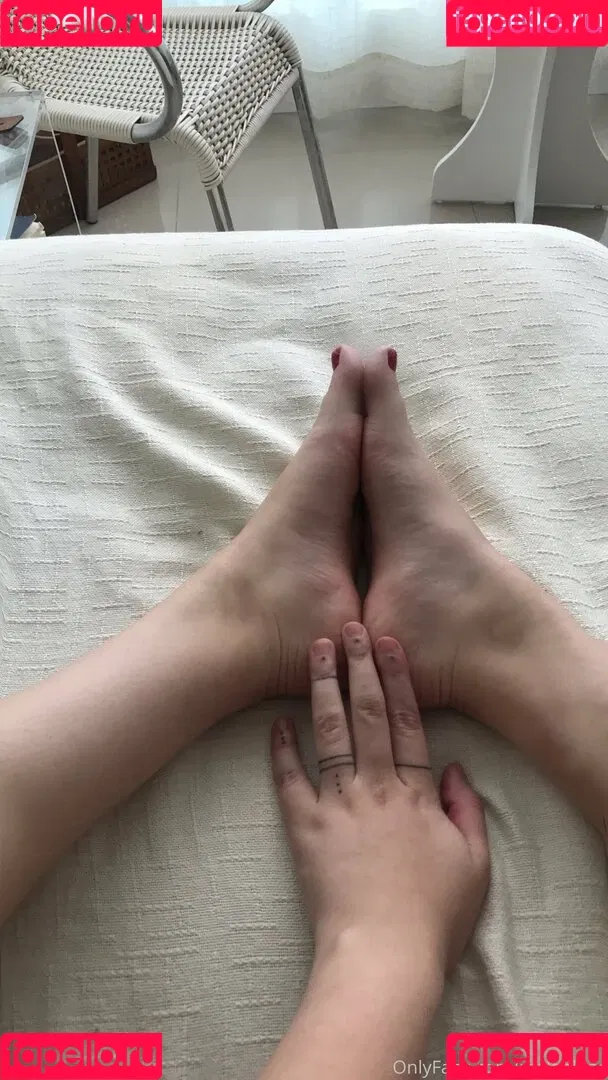 ellaarievilo Onlyfans Photo Gallery 