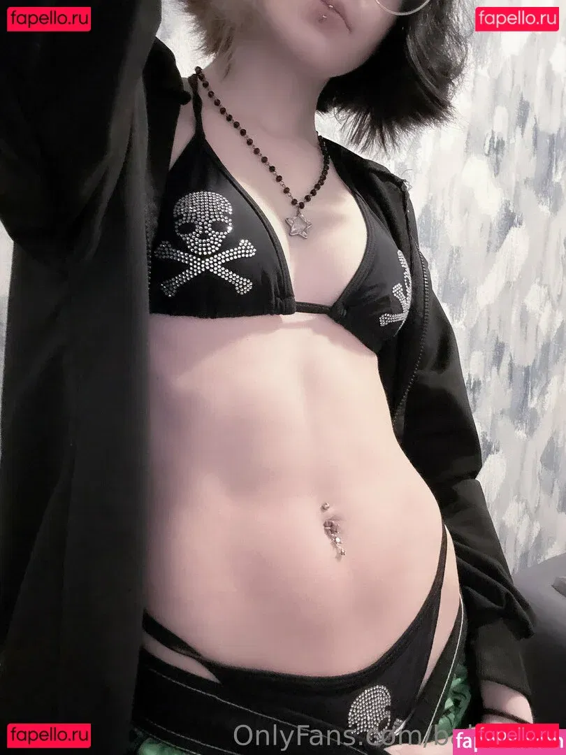 Babivmpr Onlyfans Photo Gallery 