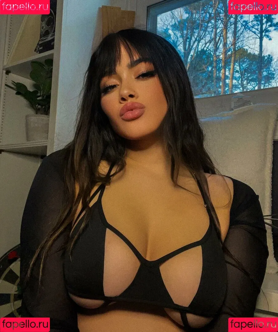 Paolakrystal Onlyfans Photo Gallery 