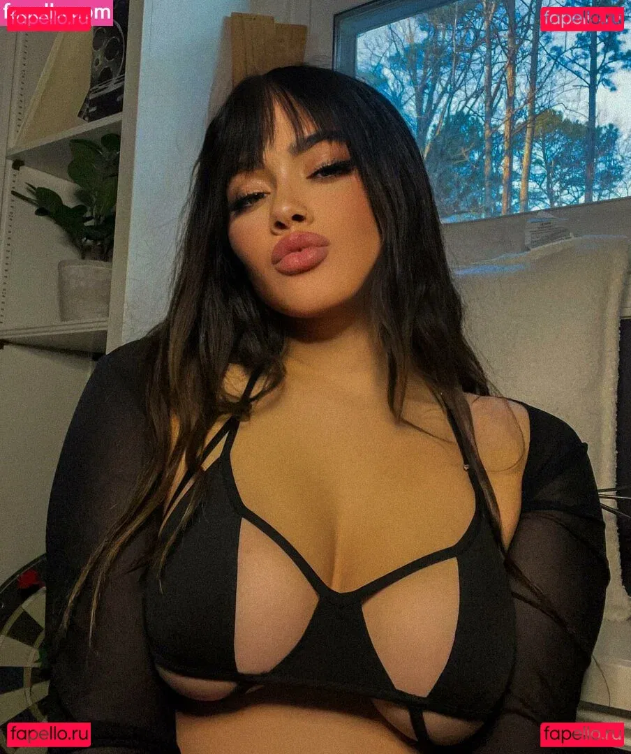 Paolakrystal Onlyfans Photo Gallery 