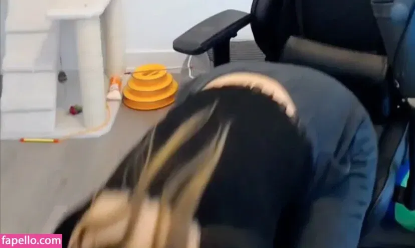 xChocobars Onlyfans Photo Gallery 