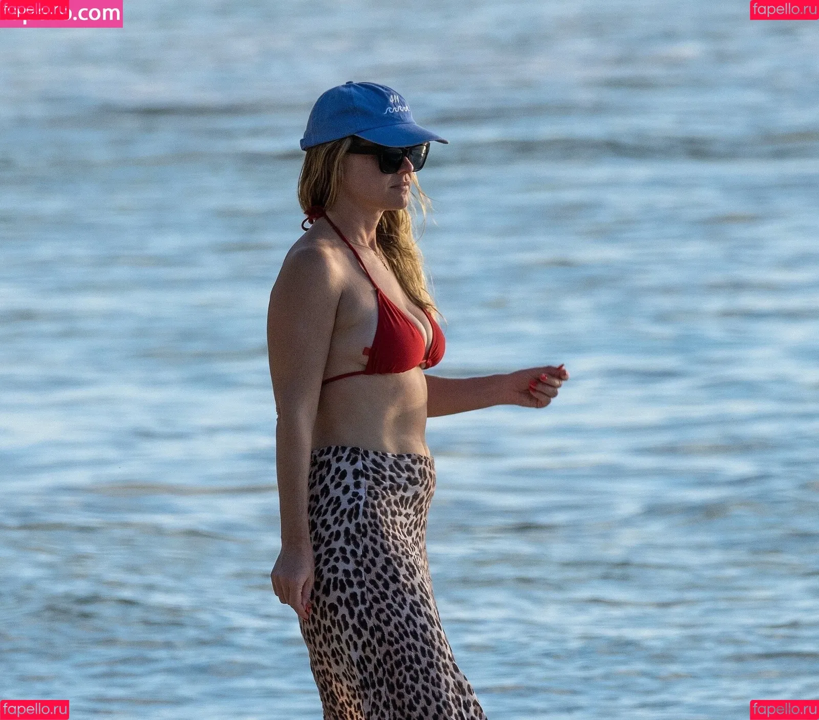 Alice Eve Onlyfans Photo Gallery 