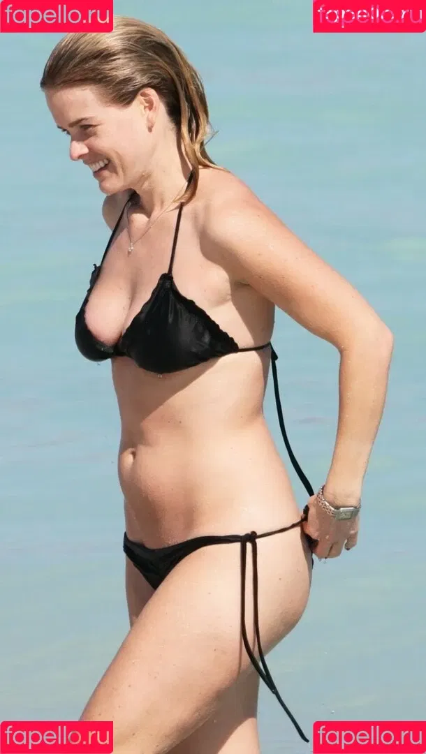 Alice Eve Onlyfans Photo Gallery 