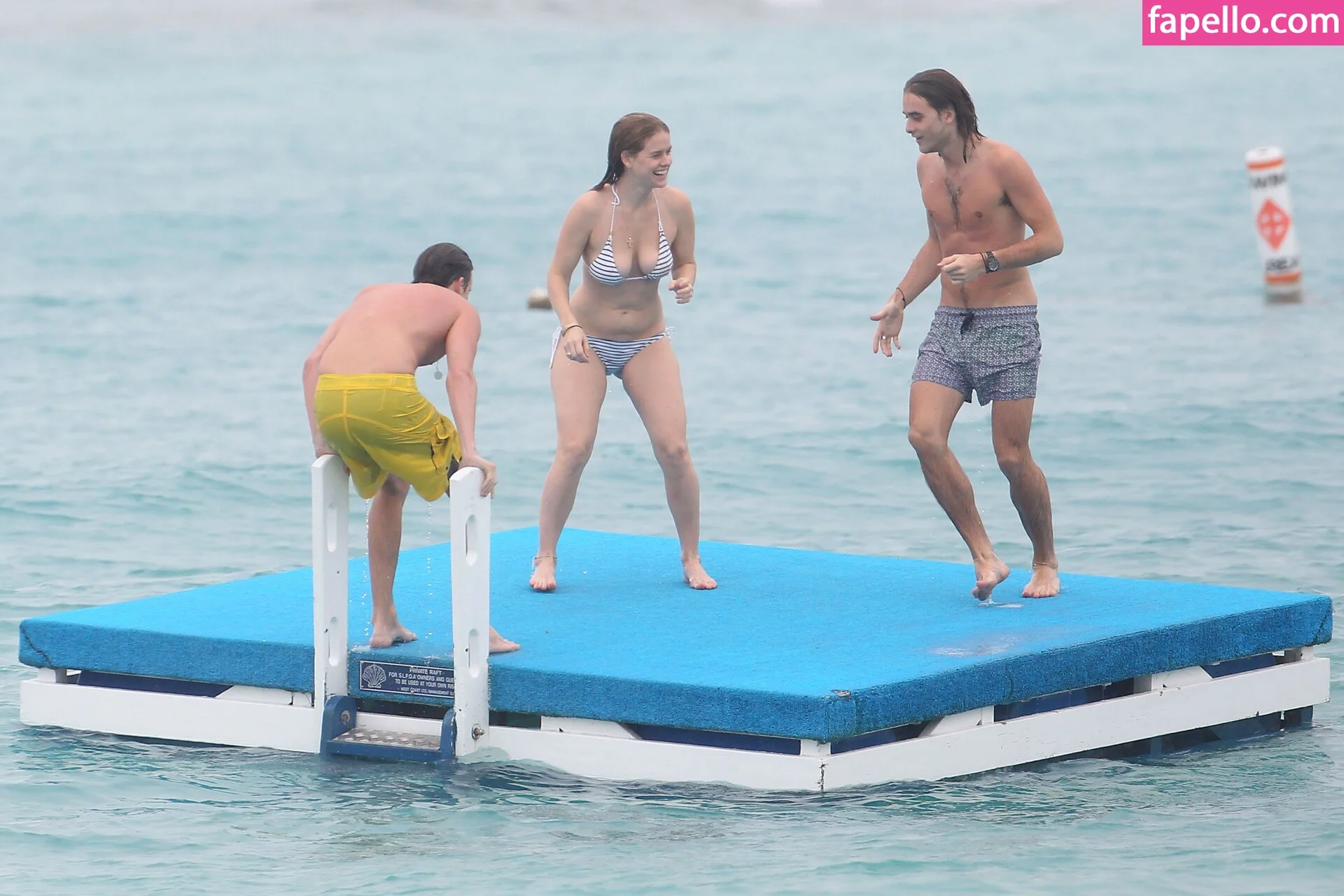 Alice Eve Onlyfans Photo Gallery 