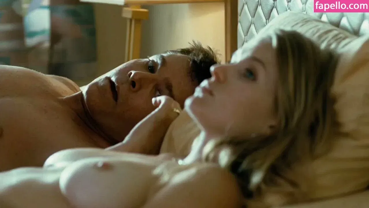 Alice Eve Onlyfans Photo Gallery 