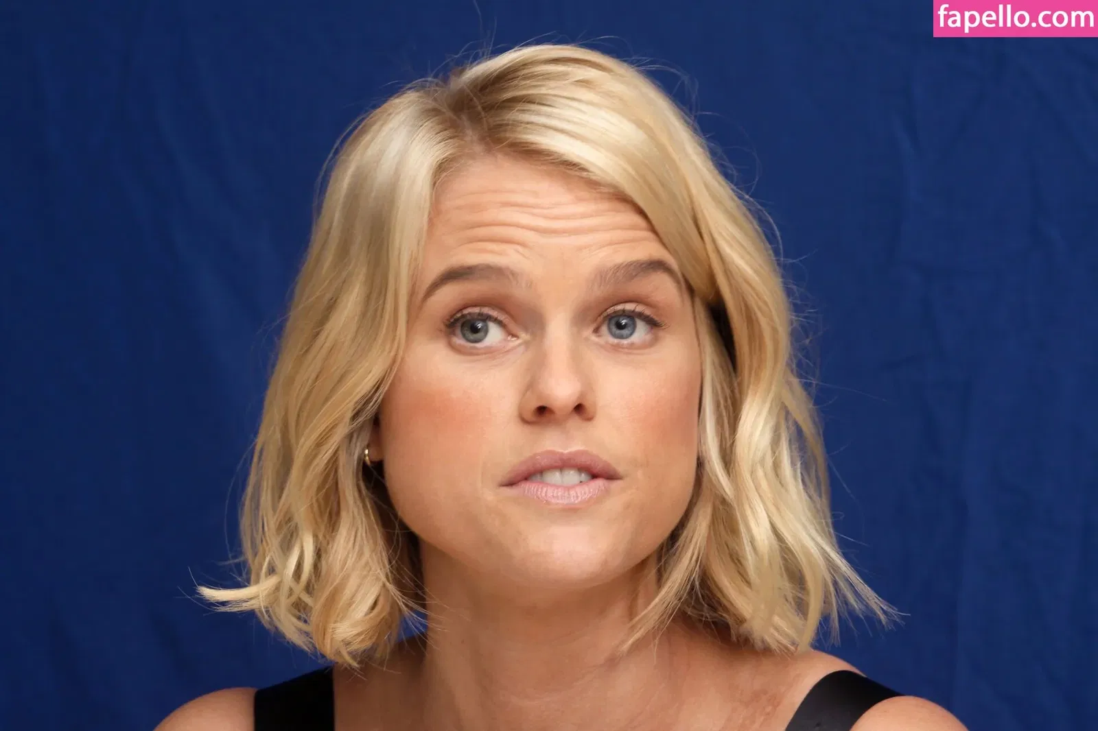 Alice Eve Onlyfans Photo Gallery 