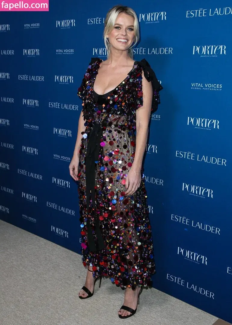 Alice Eve Onlyfans Photo Gallery 