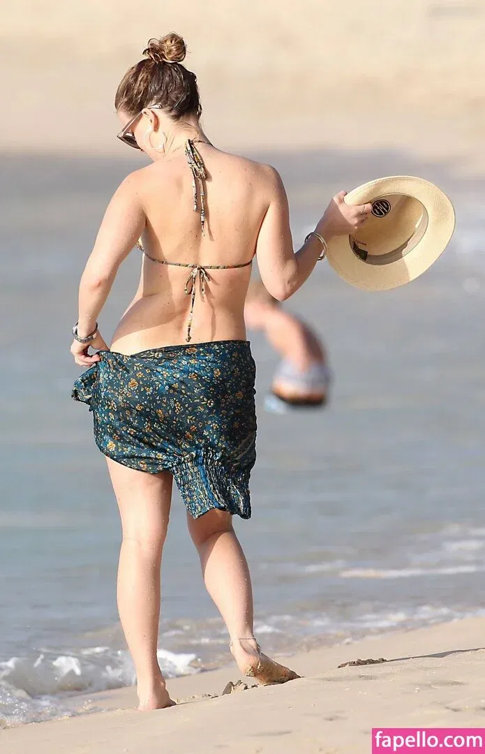 Alice Eve Onlyfans Photo Gallery 