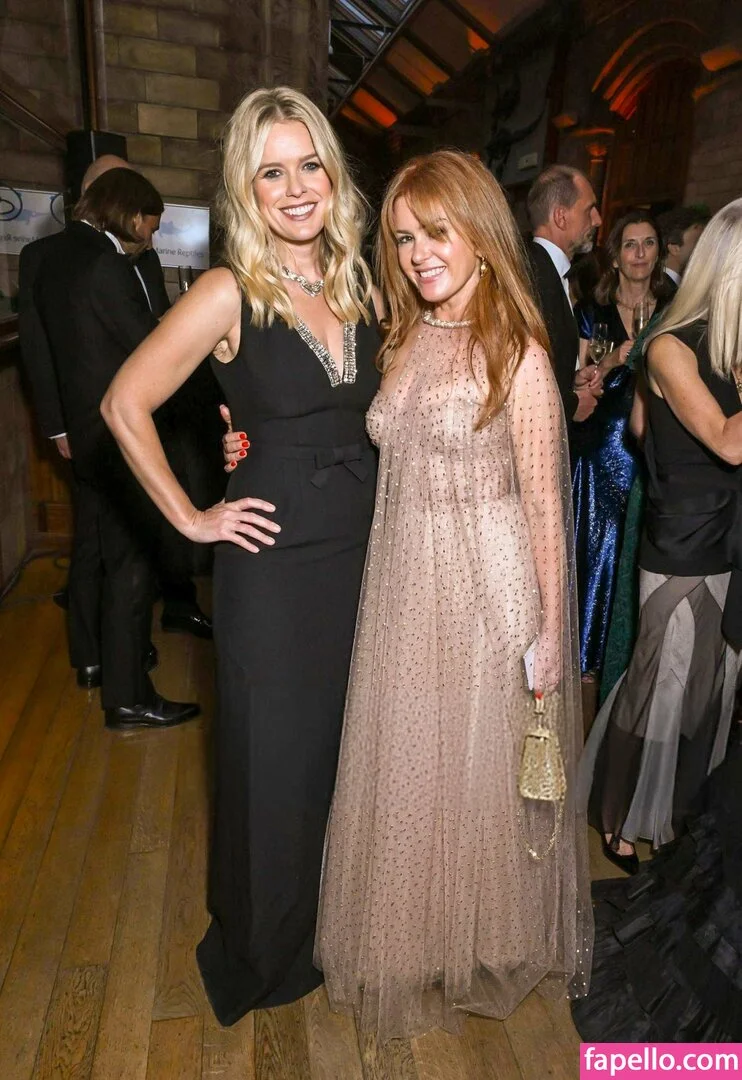 Alice Eve Onlyfans Photo Gallery 