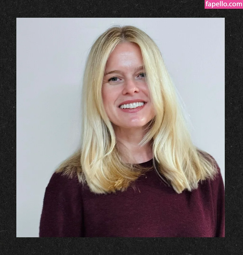 Alice Eve Onlyfans Photo Gallery 