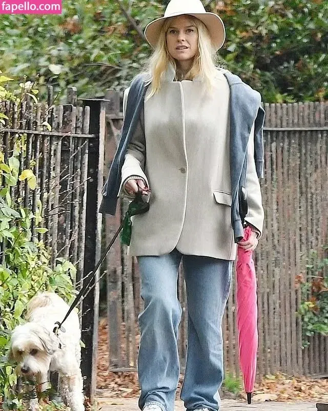 Alice Eve Onlyfans Photo Gallery 