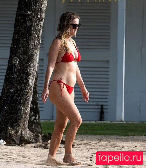 Alice Eve Onlyfans Photo Gallery 