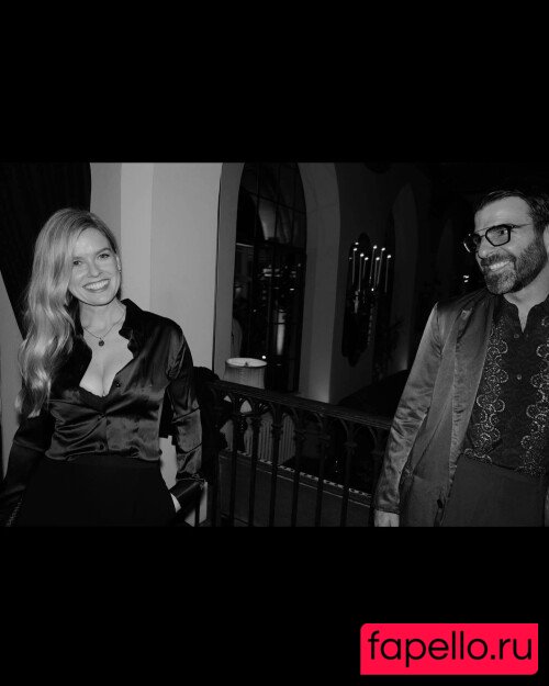 Alice Eve Onlyfans Photo Gallery 