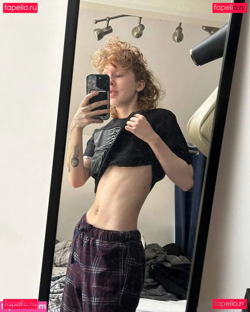 ftmtwinkty Onlyfans Photo Gallery 