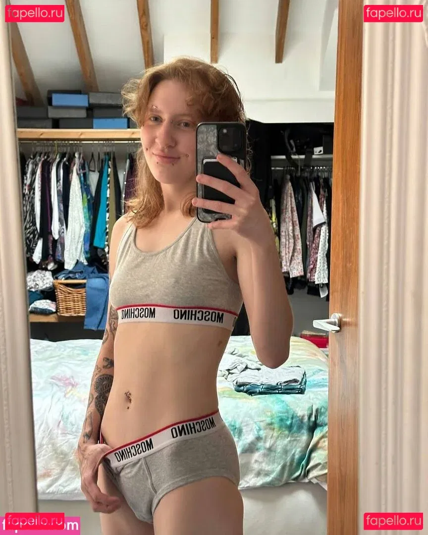 ftmtwinkty Onlyfans Photo Gallery 