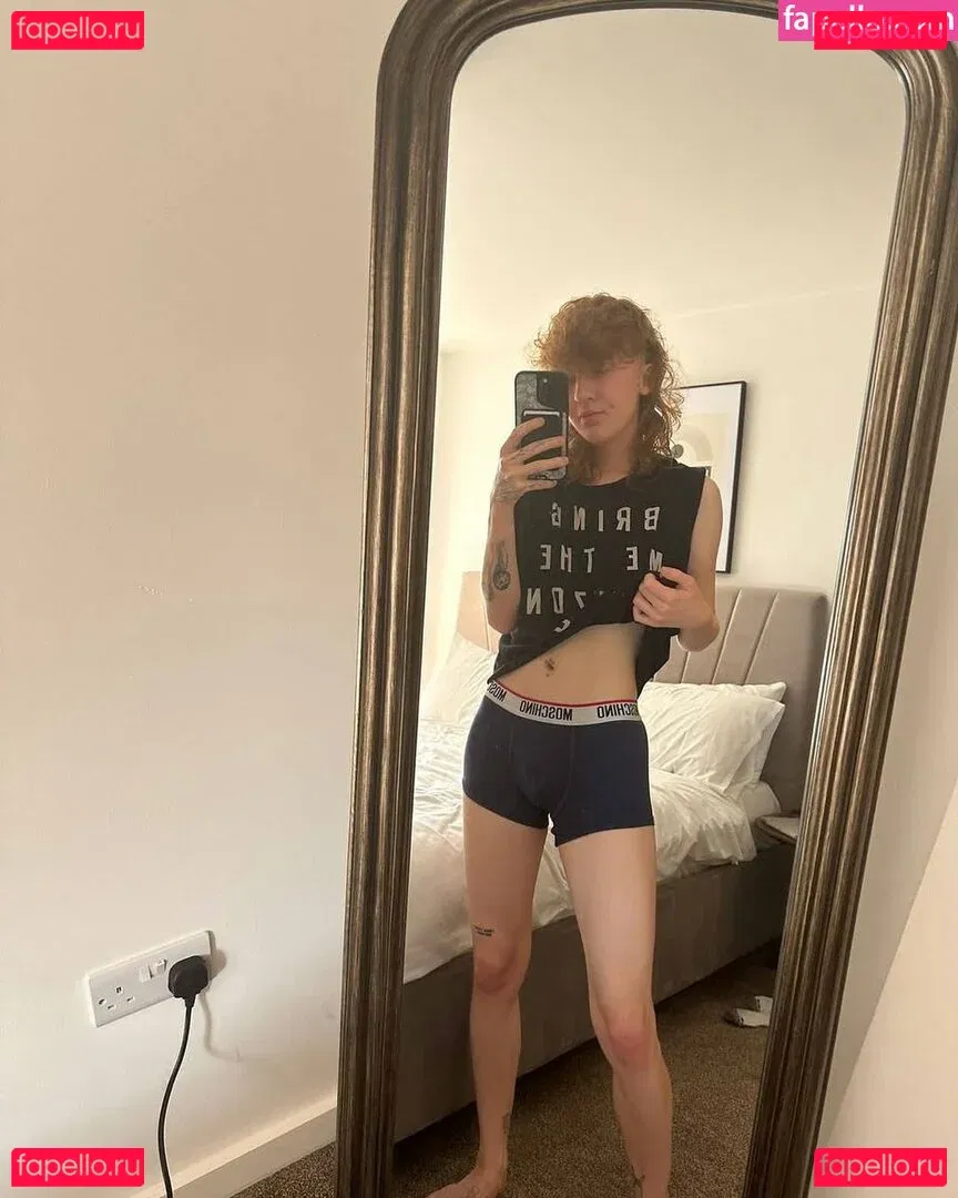 ftmtwinkty Onlyfans Photo Gallery 