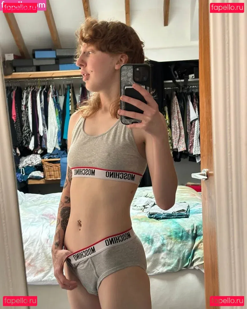 ftmtwinkty Onlyfans Photo Gallery 