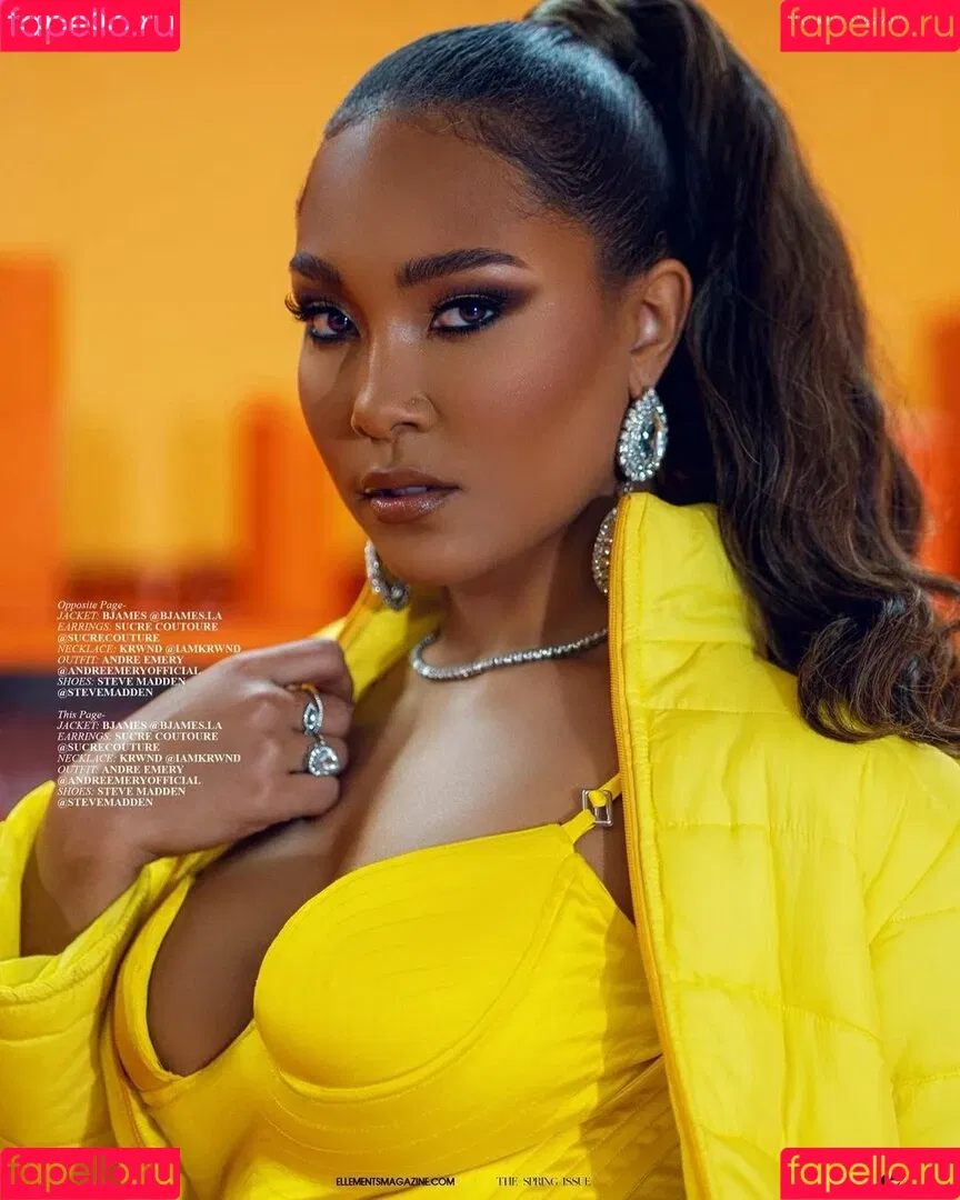 Parker McKenna Posey Onlyfans Photo Gallery 