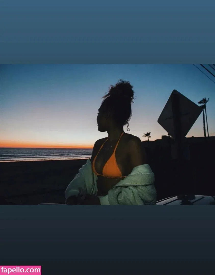 Parker McKenna Posey Onlyfans Photo Gallery 