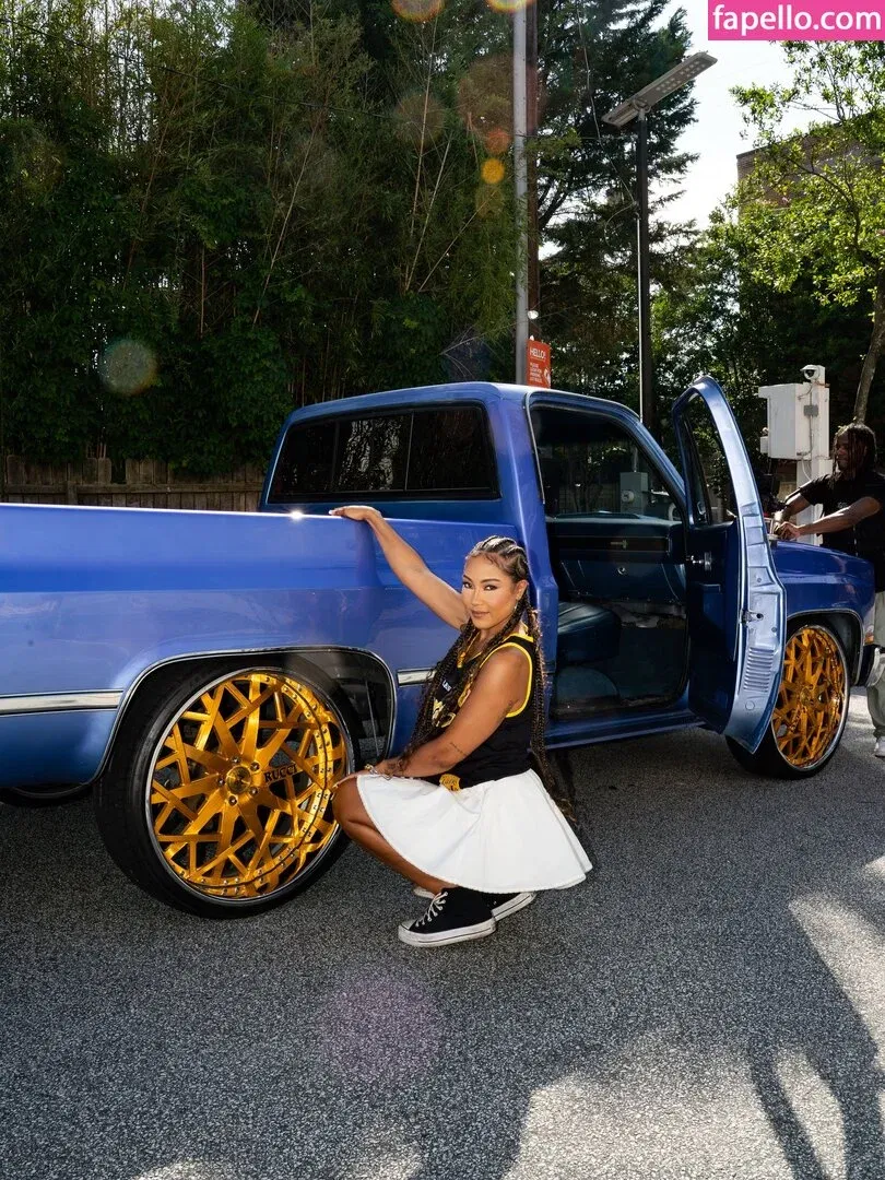 Parker McKenna Posey Onlyfans Photo Gallery 