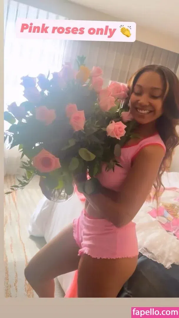 Parker McKenna Posey Onlyfans Photo Gallery 