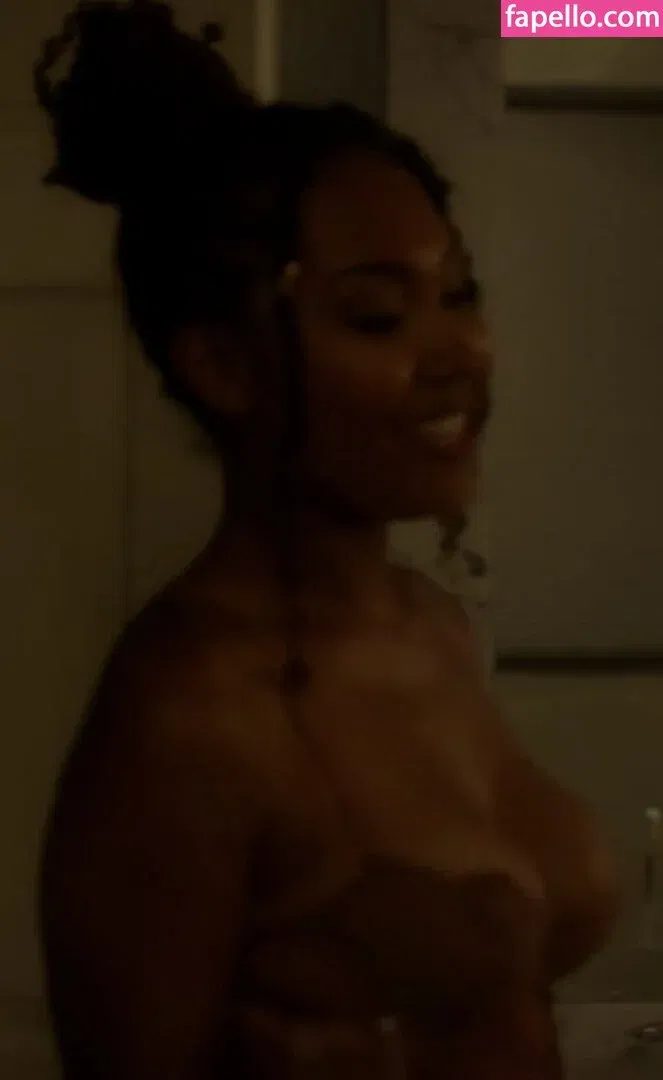 Parker McKenna Posey Onlyfans Photo Gallery 