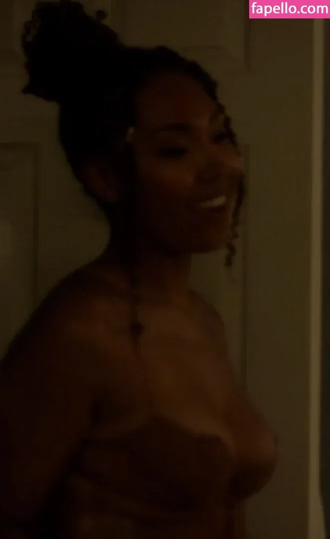 Parker McKenna Posey Onlyfans Photo Gallery 