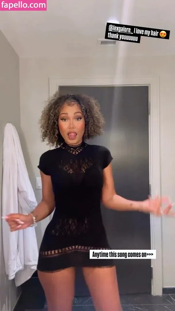 Parker McKenna Posey Onlyfans Photo Gallery 