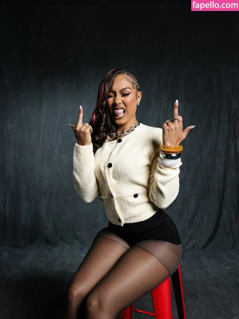 Parker McKenna Posey Onlyfans Photo Gallery 