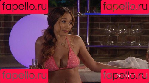 Parker McKenna Posey Onlyfans Photo Gallery 