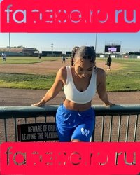 Parker McKenna Posey Onlyfans Photo Gallery 