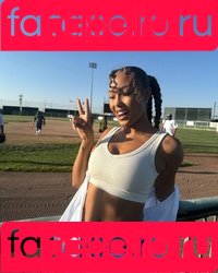 Parker McKenna Posey Onlyfans Photo Gallery 