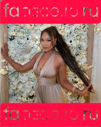 Parker McKenna Posey Onlyfans Photo Gallery 