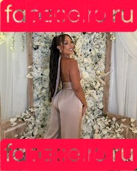 Parker McKenna Posey Onlyfans Photo Gallery 