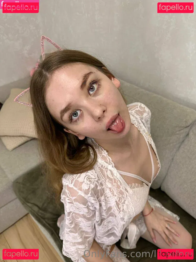 lil_virgin Onlyfans Photo Gallery 