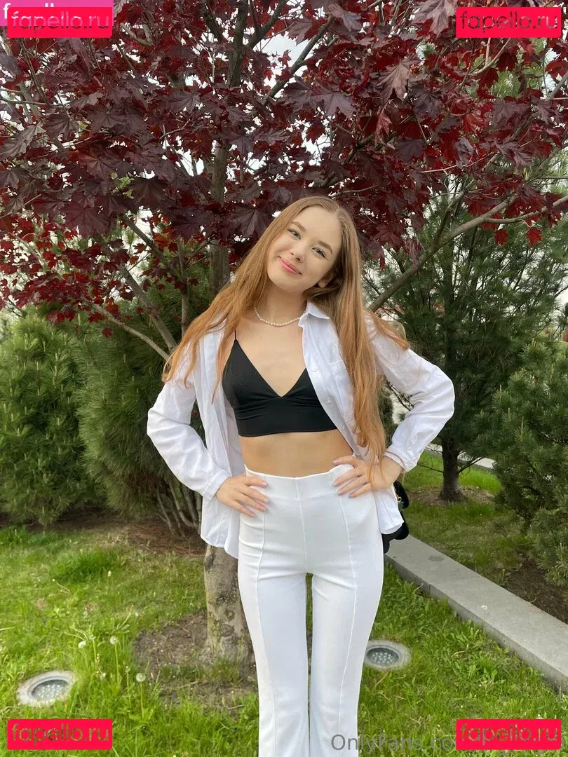 lil_virgin Onlyfans Photo Gallery 