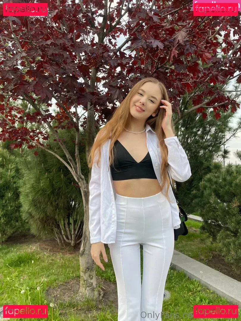 lil_virgin Onlyfans Photo Gallery 