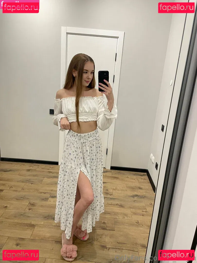 lil_virgin Onlyfans Photo Gallery 