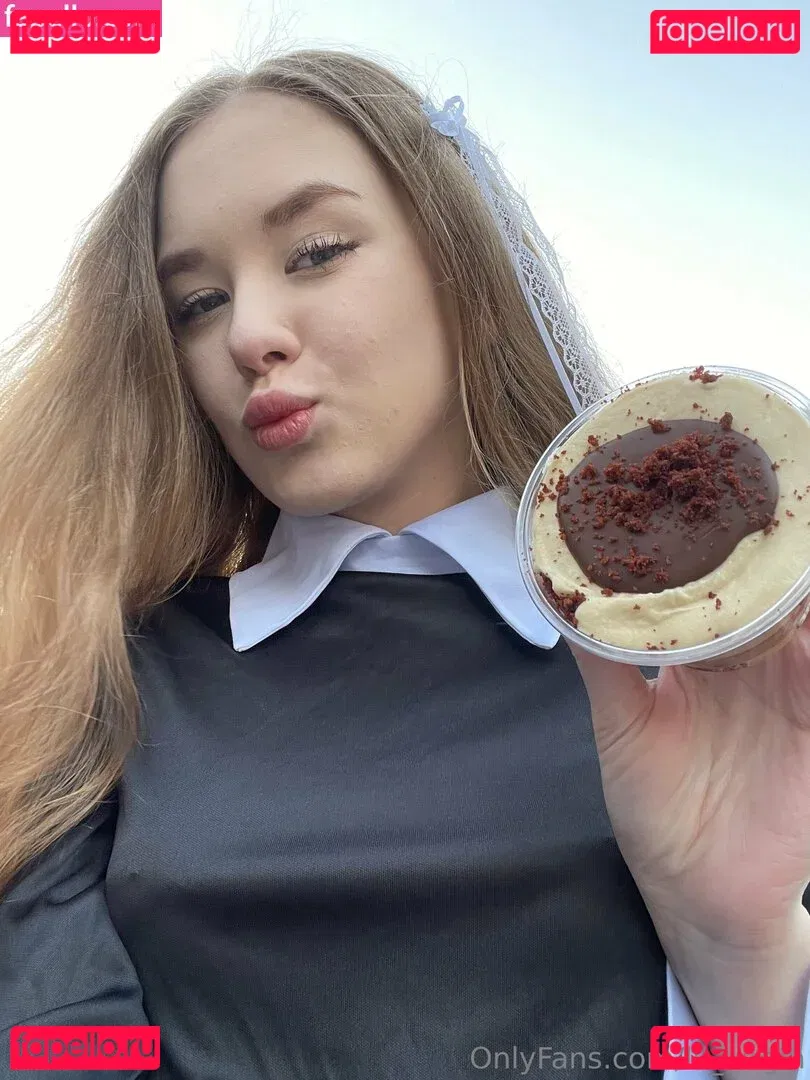 lil_virgin Onlyfans Photo Gallery 