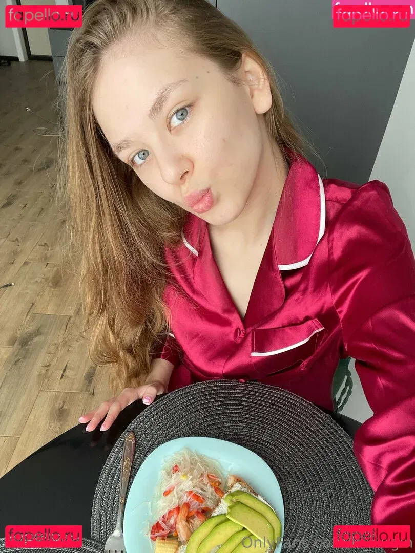 lil_virgin Onlyfans Photo Gallery 