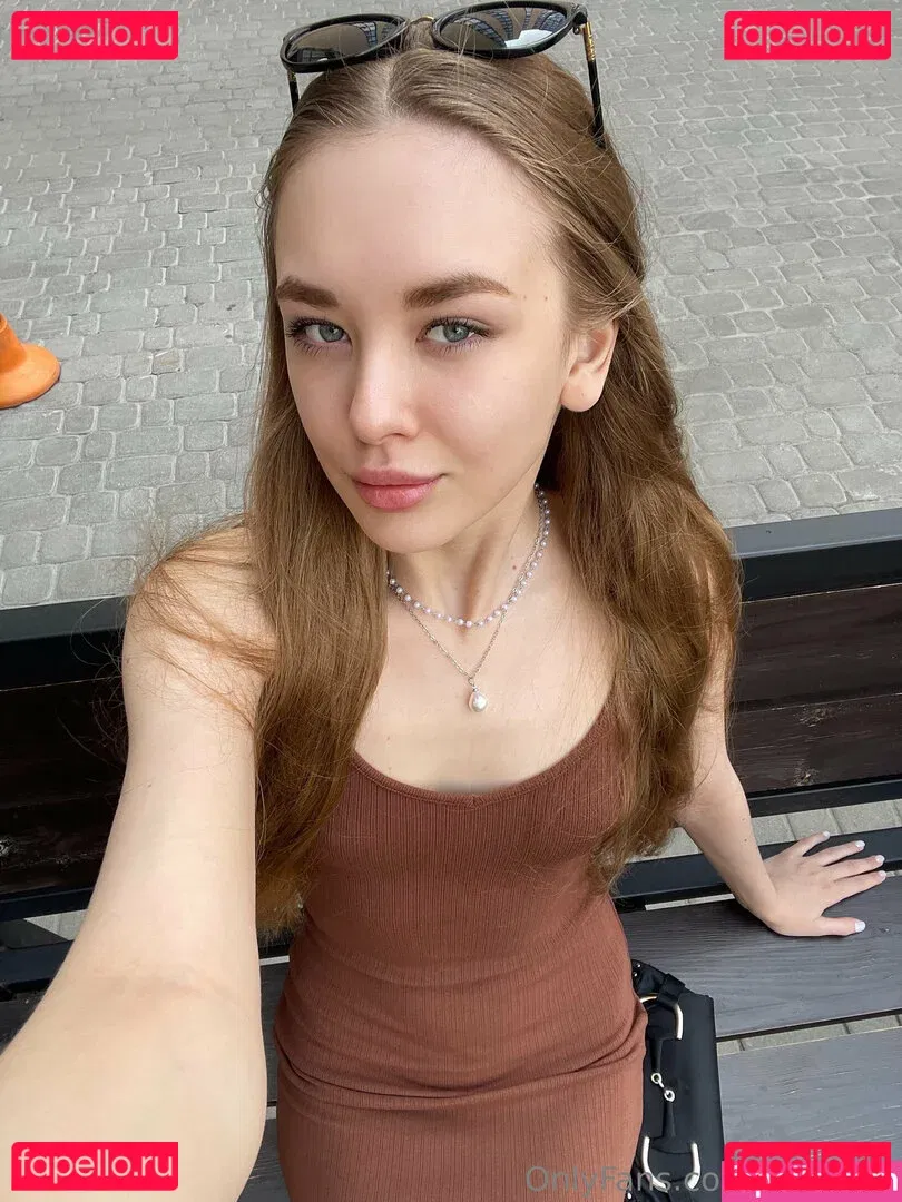 lil_virgin Onlyfans Photo Gallery 