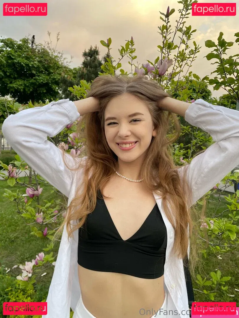 lil_virgin Onlyfans Photo Gallery 