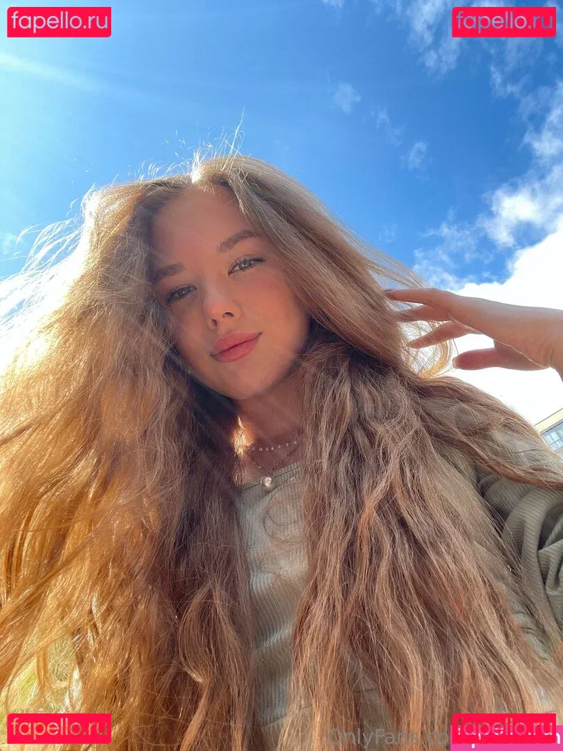 lil_virgin Onlyfans Photo Gallery 